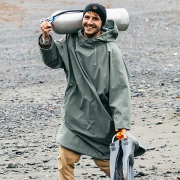 fourth element STORM PONCHO - Sea Moss